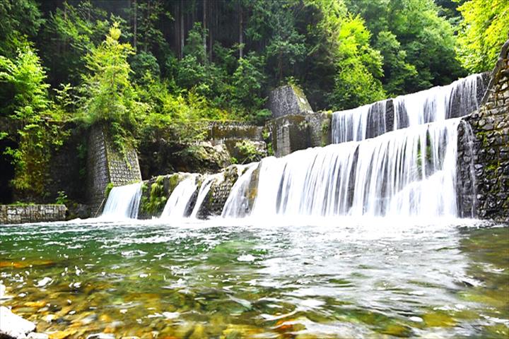 奥秩父源流中津川渓流釣場